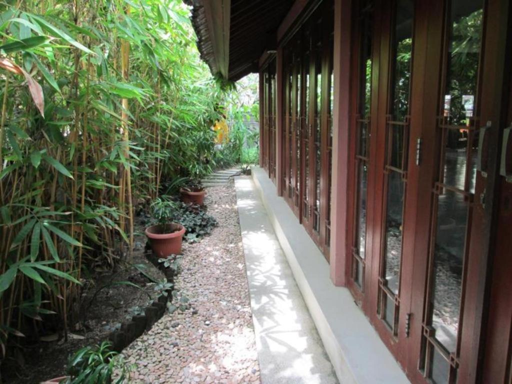 Al-Isha Dharamshala Hotel Kuta  Bagian luar foto