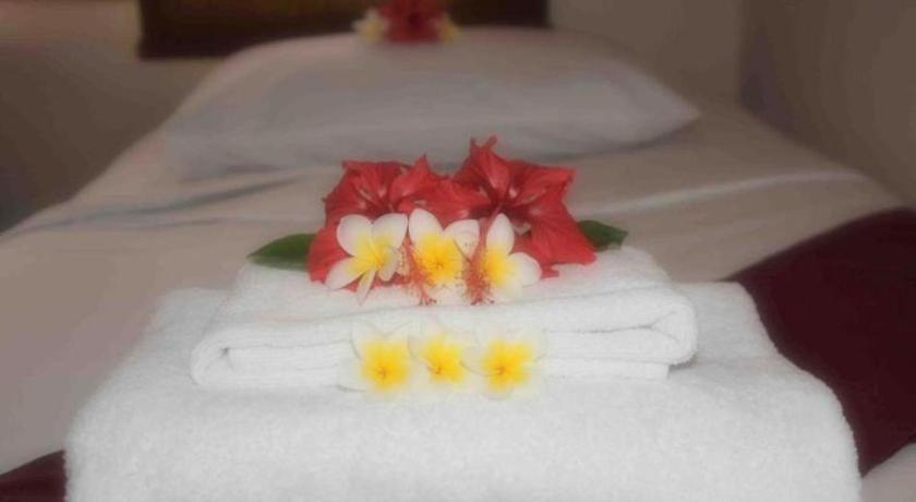 Al-Isha Dharamshala Hotel Kuta  Bagian luar foto