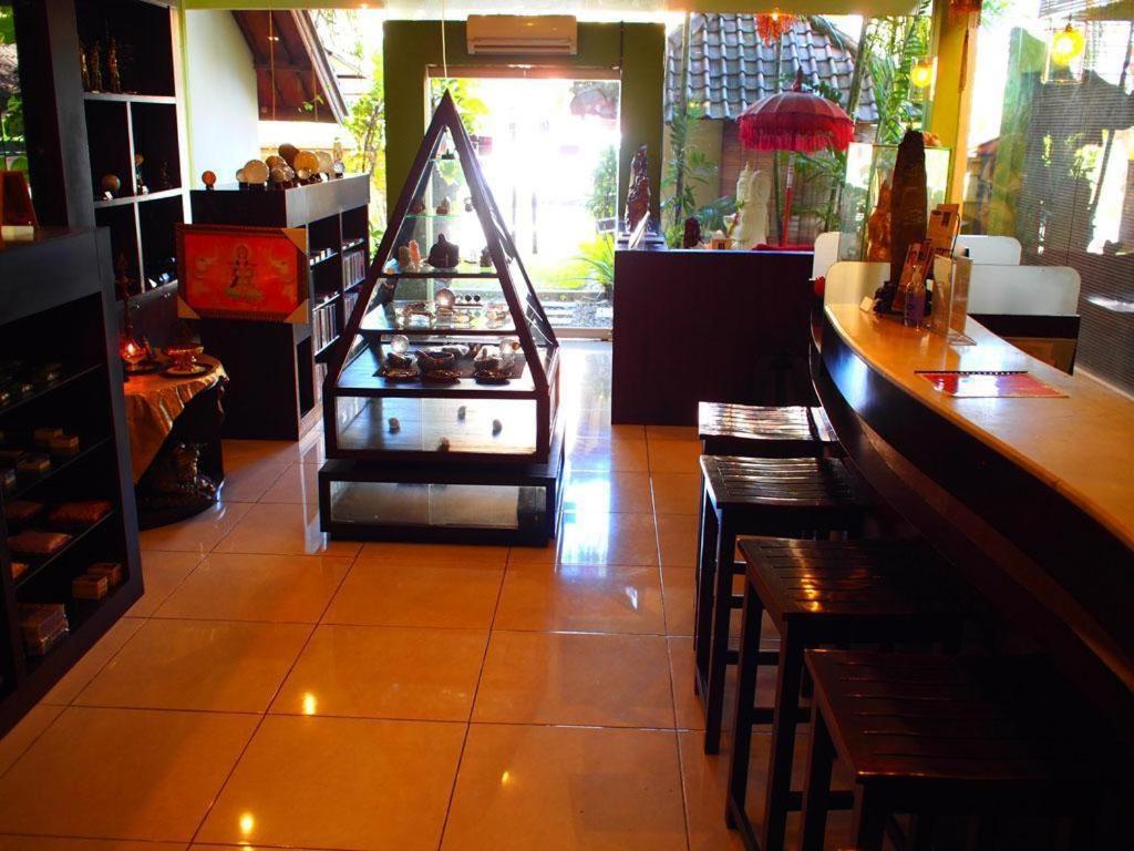 Al-Isha Dharamshala Hotel Kuta  Bagian luar foto